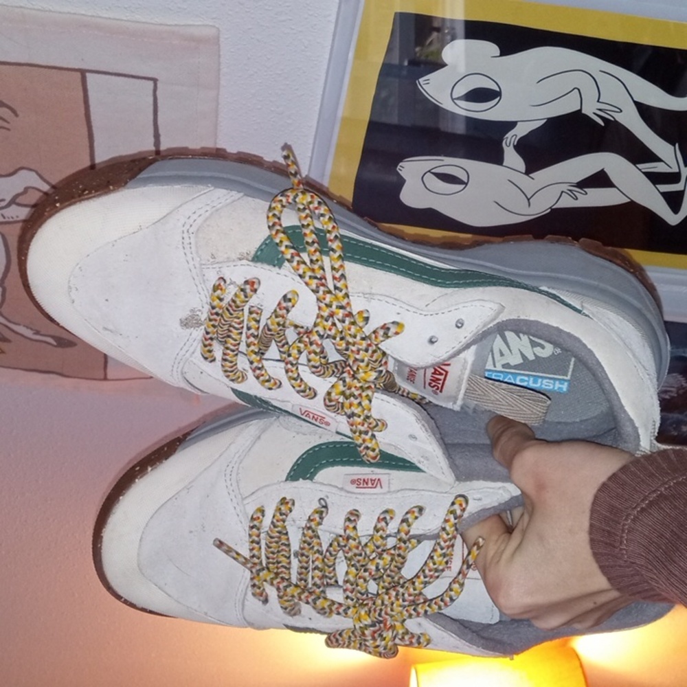 Vans - Ultra Cush - Women's 8 1/2 Mens 7